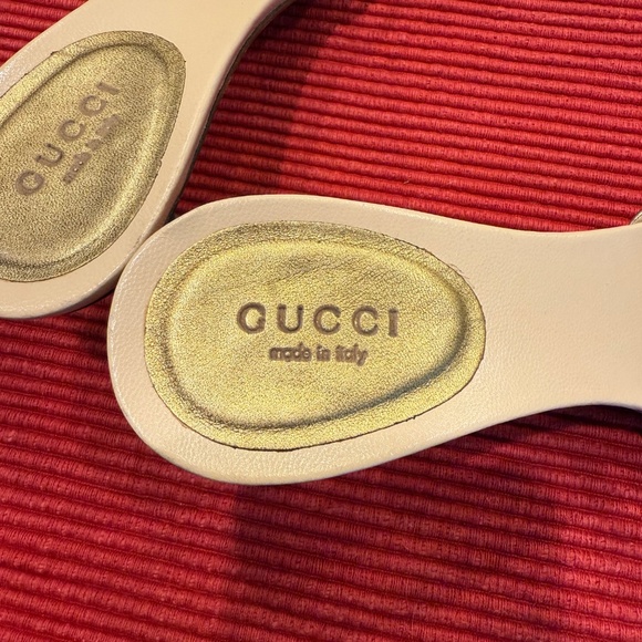 GUCCI STRAPPY GOLD SANDALS size 7C LIGHTLY WORN - Picture 2 of 4